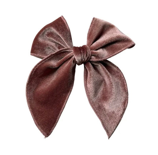 Large Velvet Fable Bow Clip - Blush