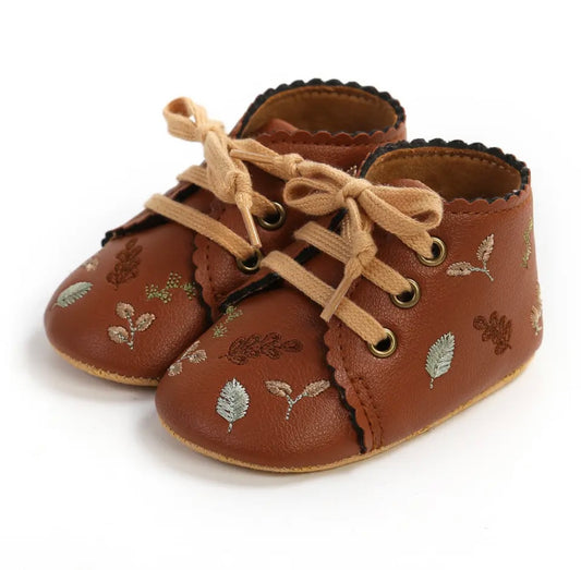 Embroidered Leaf Pre - Walker shoes - Tan