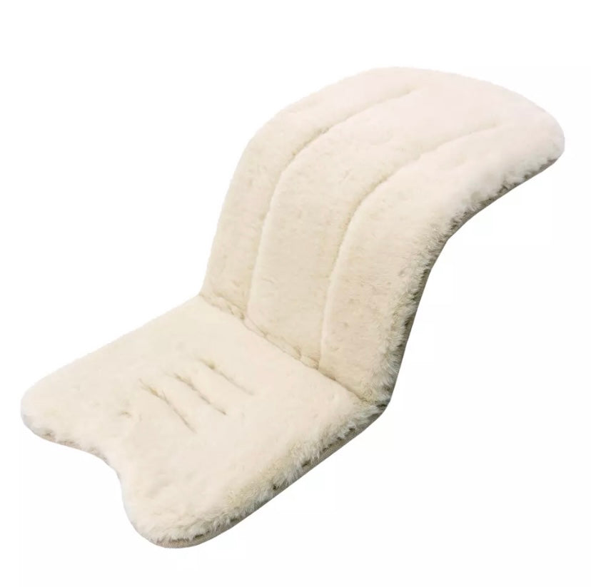 Fur insert for outlet pram